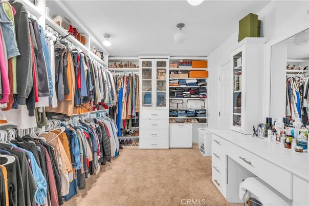 Interior, Walk-in Closets
