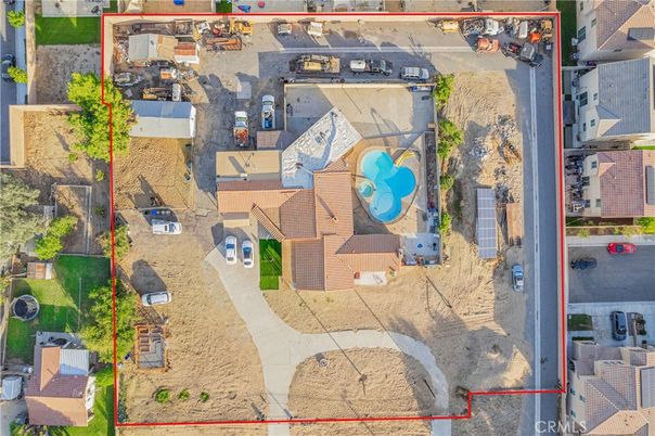 Exterior, Drone