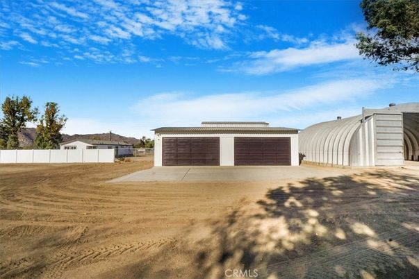 Backyard, Detached Garage, Exterior