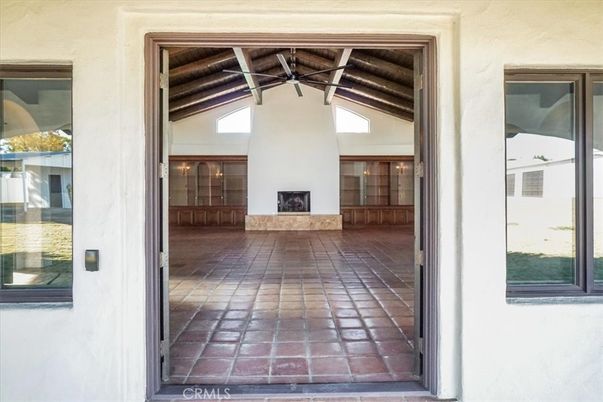 Fireplace, Interior, Wooden Beams