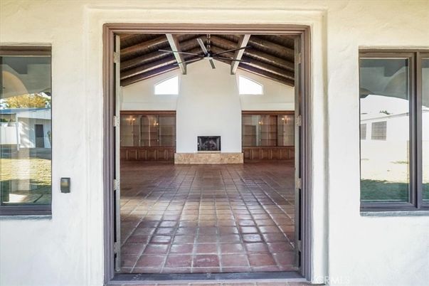 Fireplace, Interior