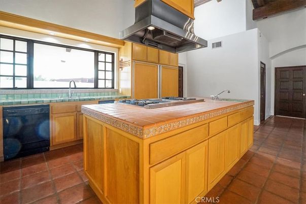 Interior, Kitchen, Tile Countertops