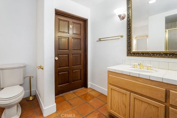 Bathroom, Interior, Recessed Lighting, Tile Countertops