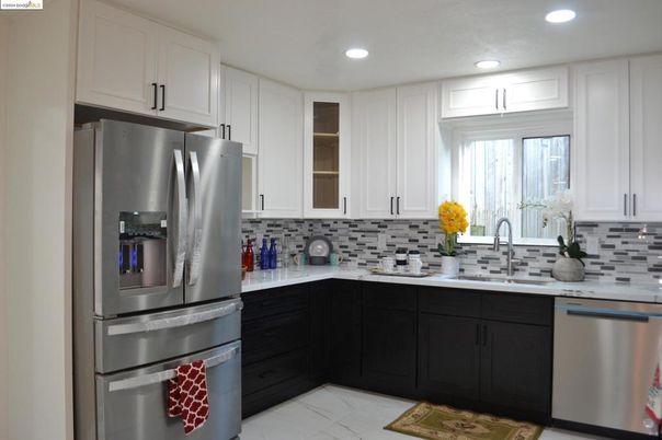 Interior, Kitchen, Marble, Recessed Lighting, Stainless Steel Appliances
