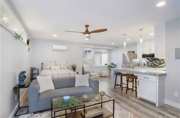 Interior, Kitchen, Living room, Pendant Lights, Recessed Lighting, Stainless Steel Appliances, Wood Texture Flooring