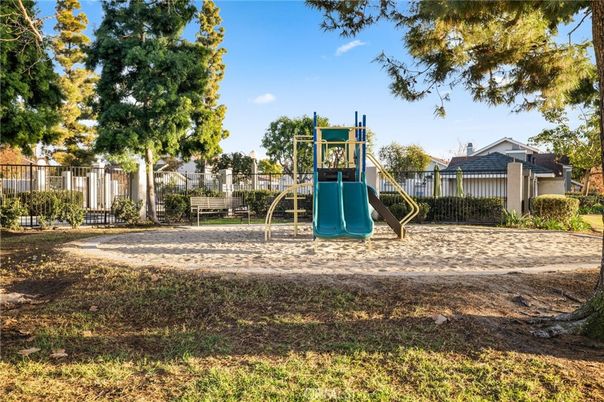Backyard, Exterior, Playground