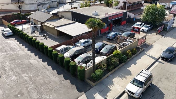 Exterior, Drone