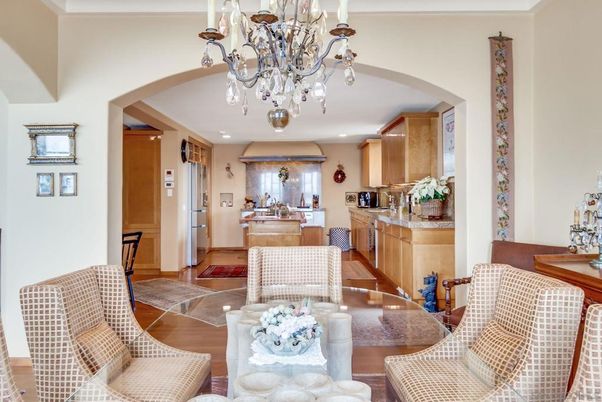 Chandelier, Dining room, Interior, Kitchen, Recessed Lighting, Wood Texture Flooring