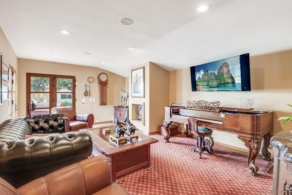 Interior, Living room, Piano, Recessed Lighting