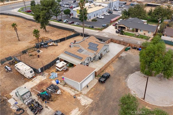Exterior, Drone