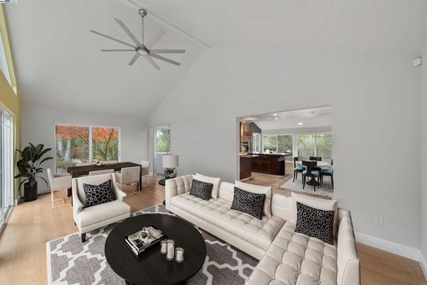 Dining room, Interior, Living room, Recessed Lighting, Wood Texture Flooring
