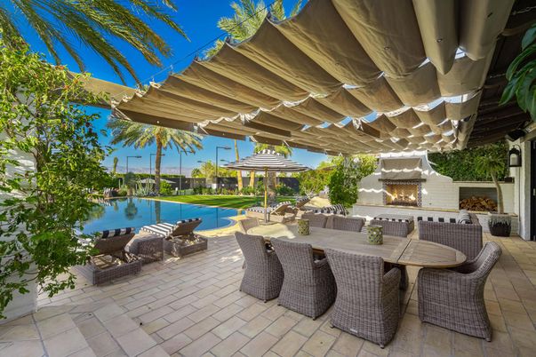 Exterior, Fireplace, Pool