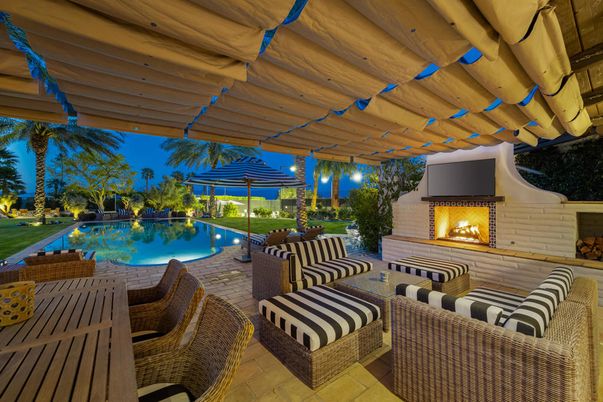 Exterior, Fireplace, Pool