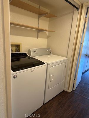 Interior, Utility Closets, Washer, Wood Texture Flooring