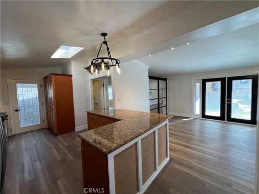 Empty room, Interior, Pendant Lights, Wood Texture Flooring