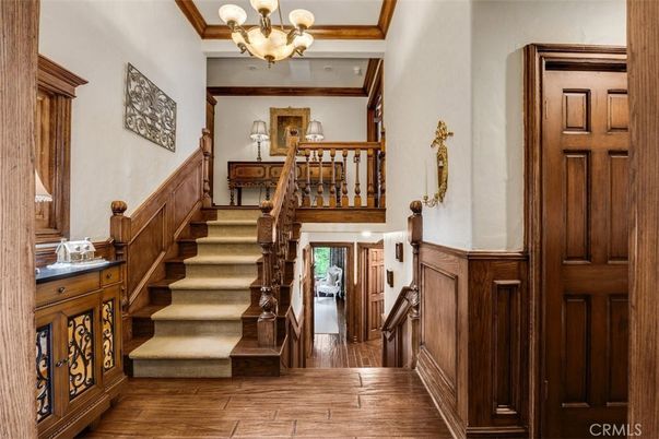 Chandelier, Interior, Wood Texture Flooring