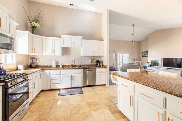 Interior, Kitchen, Pendant Lights, Stainless Steel Appliances