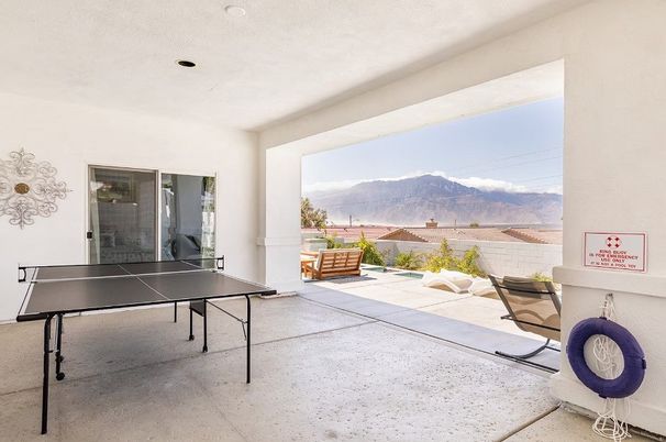 Exterior, Game Room, Interior