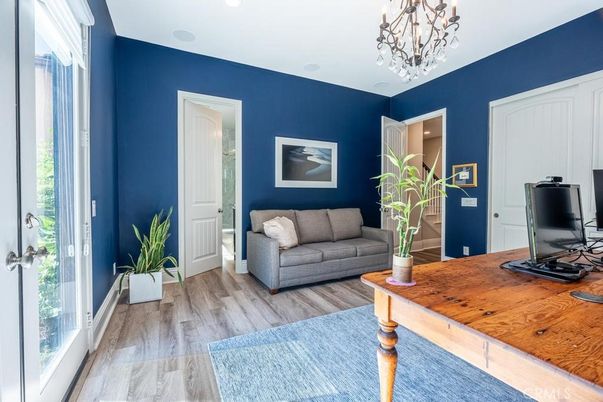 Chandelier, Home Office, Interior, Recessed Lighting, Wood Texture Flooring