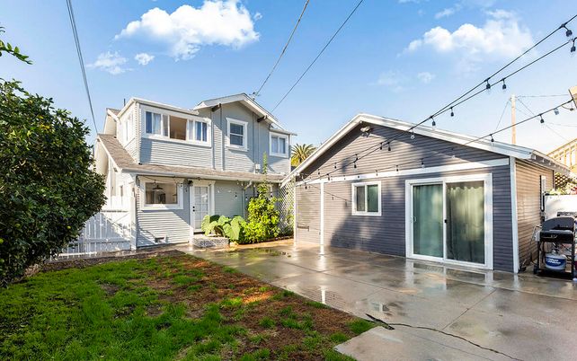 Exterior, Facade, American Craftsman