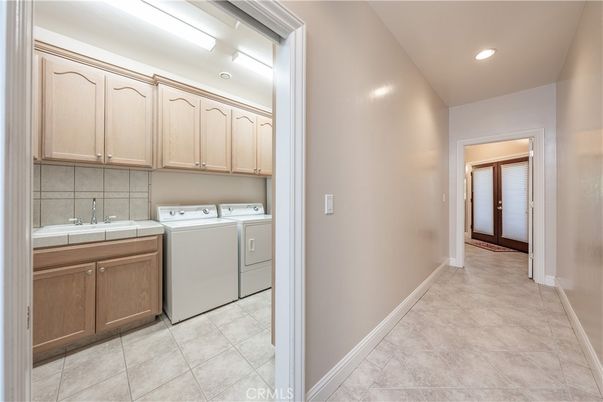 Interior, Recessed Lighting, Washer
