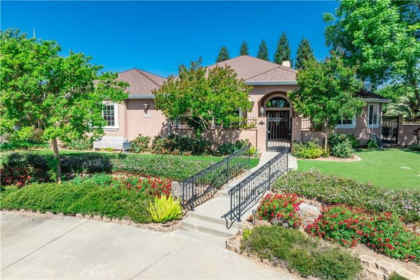 Backyard, Exterior, Facade, French Provincial
