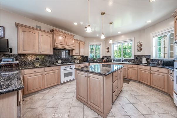 Interior, Kitchen, Pendant Lights, Recessed Lighting