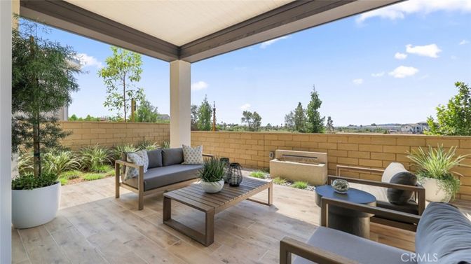 Exterior, Wood Texture Flooring