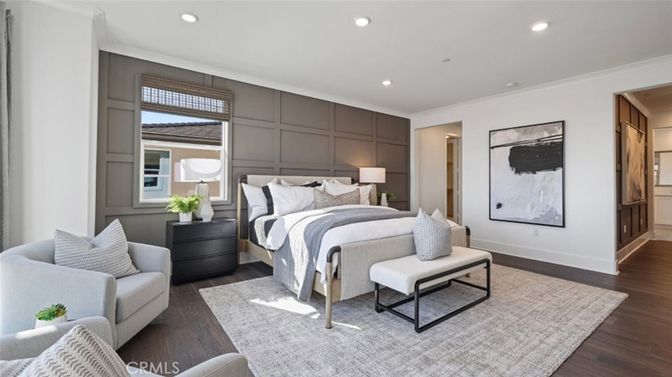 Bedroom, Interior, Recessed Lighting, Wood Texture Flooring