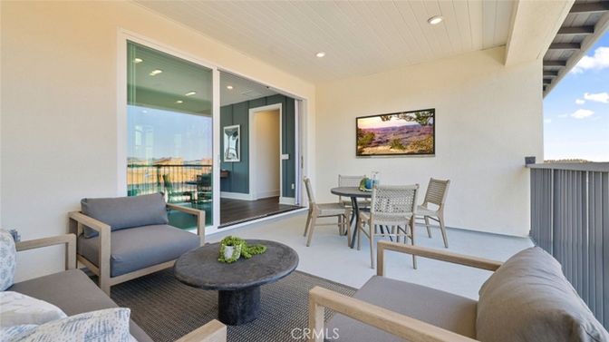 Dining room, Interior, Living room, Recessed Lighting