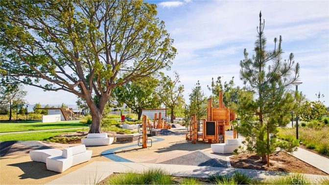 Backyard, Exterior, Playground