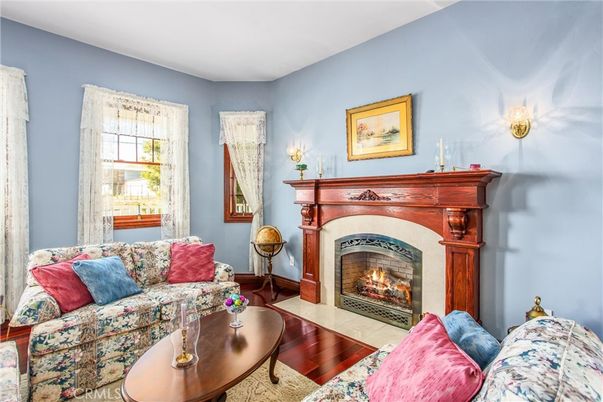 Fireplace, Interior, Living room