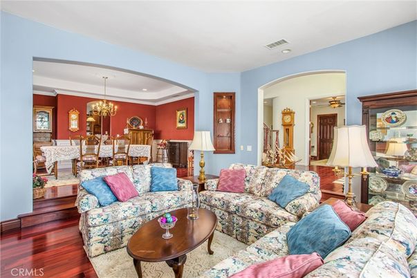 Chandelier, Dining room, Interior, Living room, Recessed Lighting, Wood Texture Flooring