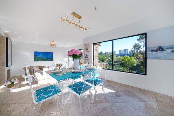 Dining room, Interior, Recessed Lighting