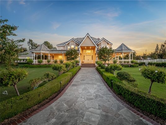 Backyard, Exterior, Facade, French Provincial
