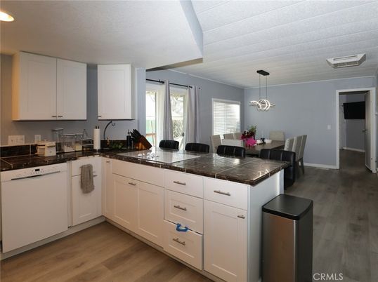 Dining room, Interior, Kitchen, Pendant Lights, Recessed Lighting, Wood Texture Flooring