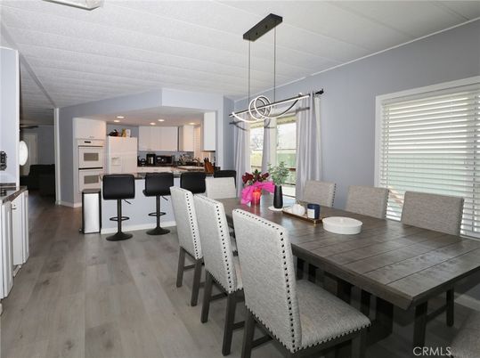 Dining room, Interior, Kitchen, Pendant Lights, Recessed Lighting, Wood Texture Flooring