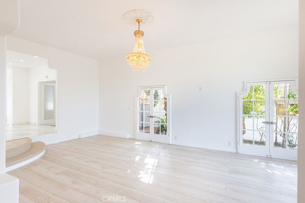 Chandelier, Empty room, Interior, Recessed Lighting, Wood Texture Flooring