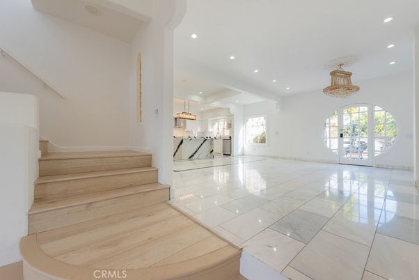 Chandelier, Interior, Kitchen, Pendant Lights, Recessed Lighting