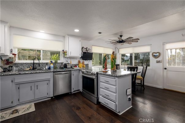 Dining room, Interior, Kitchen, Recessed Lighting, Wood Texture Flooring