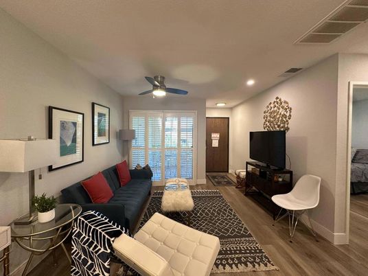 Interior, Living room, Recessed Lighting, Wood Texture Flooring