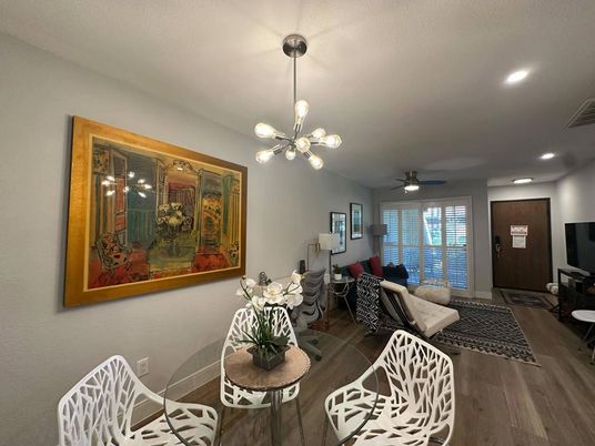 Interior, Living room, Pendant Lights, Recessed Lighting, Wood Texture Flooring