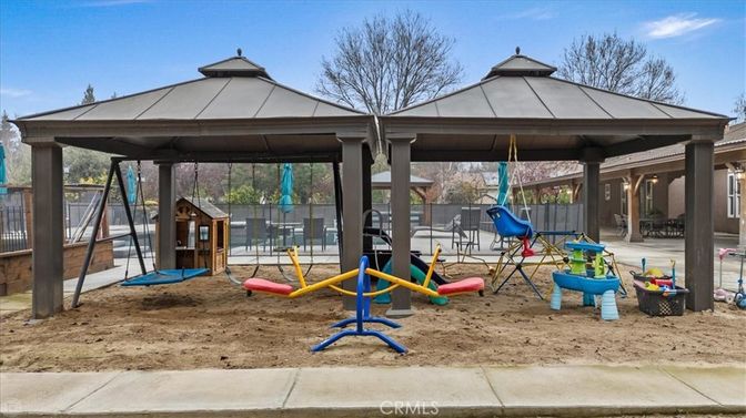 Backyard, Exterior, Playground