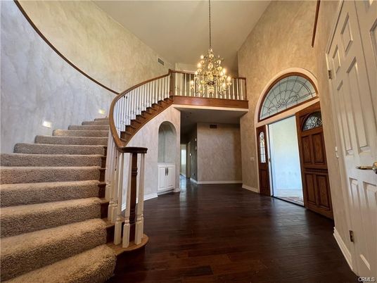 Chandelier, Interior, Wood Texture Flooring