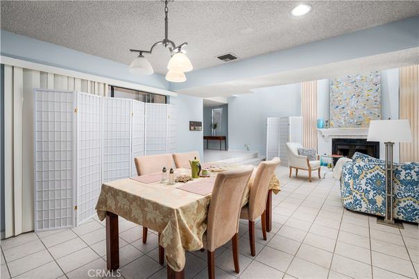 Dining room, Fireplace, Interior, Pendant Lights, Recessed Lighting