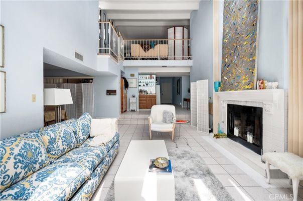 Fireplace, Interior, Living room