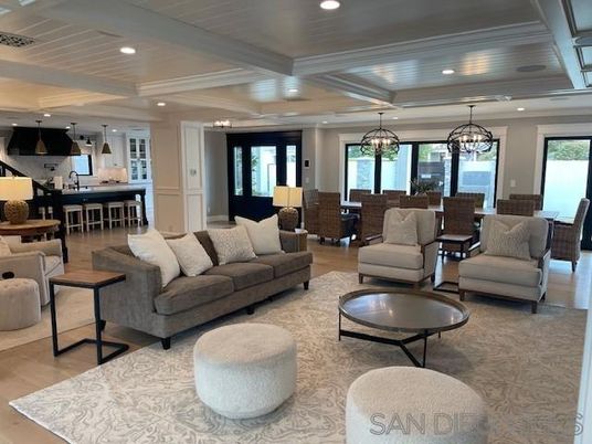 Chandelier, Dining room, Interior, Kitchen, Living room, Pendant Lights, Recessed Lighting, Water