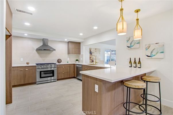 Interior, Kitchen, Pendant Lights, Recessed Lighting, Stainless Steel Appliances