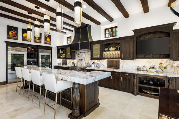 Interior, Kitchen, Pendant Lights, Recessed Lighting, Wooden Beams