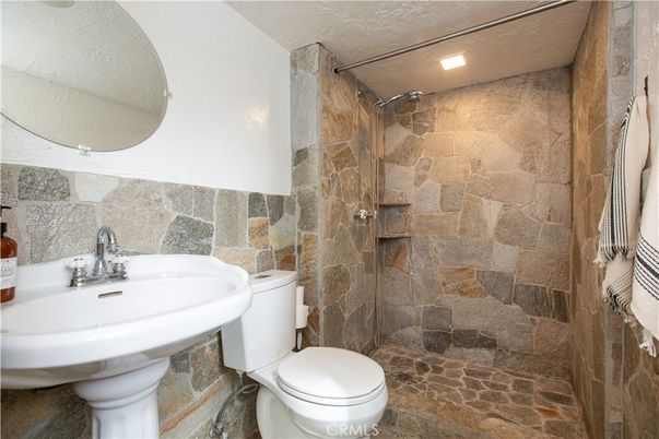 Bathroom, Interior, Recessed Lighting, Stone Walls